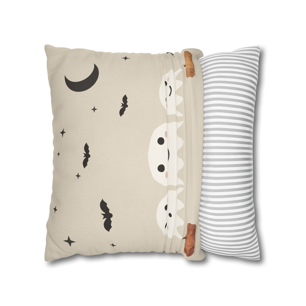 Cute Ghosts Halloween Pillowcase — Kawaii Spooky Decorative Throw Pillow
